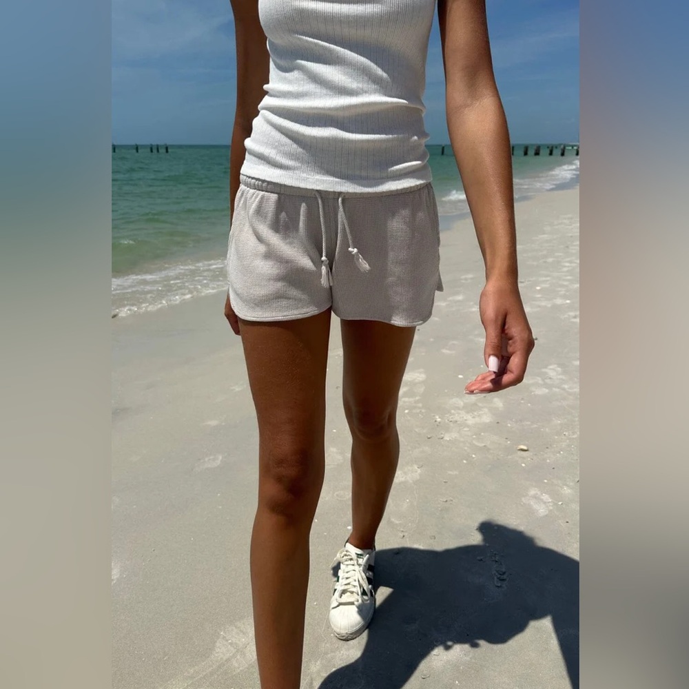 Brandy Melville mauve summer thermal shorts